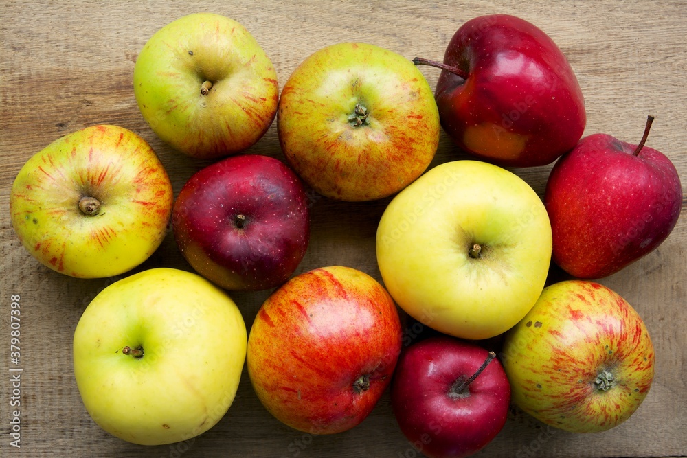 Organic apples Organic apples