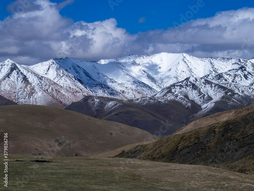 mountains in mongolia