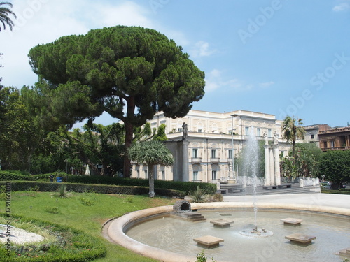 Föntäne im Garten Villa Bellini, Catania, Sizilien fountain in the garden villa bellini, Catania, sicily