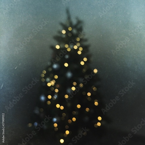 Defocused Christmas tree photo