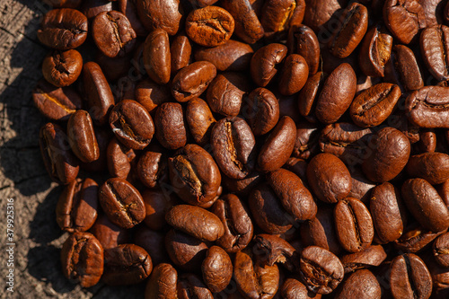 roasted Coffee beans on wood background