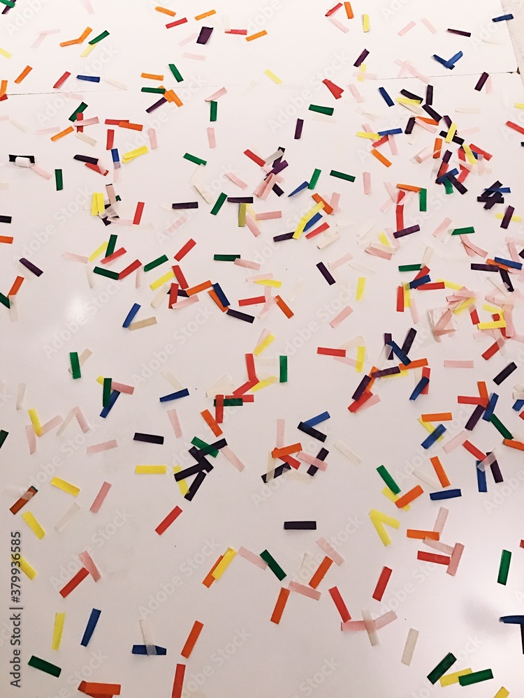 Confetti Confetti