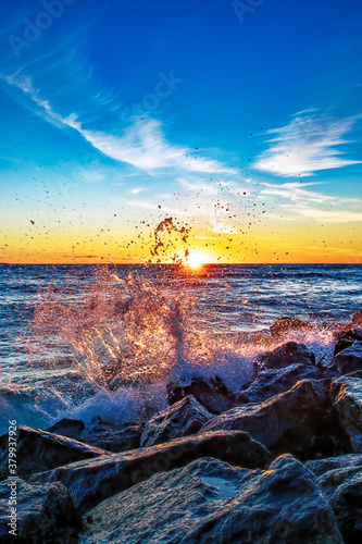 Fototapeta Naklejka Na Ścianę i Meble -  Water Suspeded
