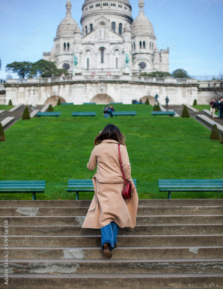 running up the sacre coeur running up the sacre coeur