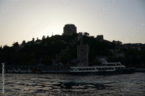 cruise along the Bosphorus