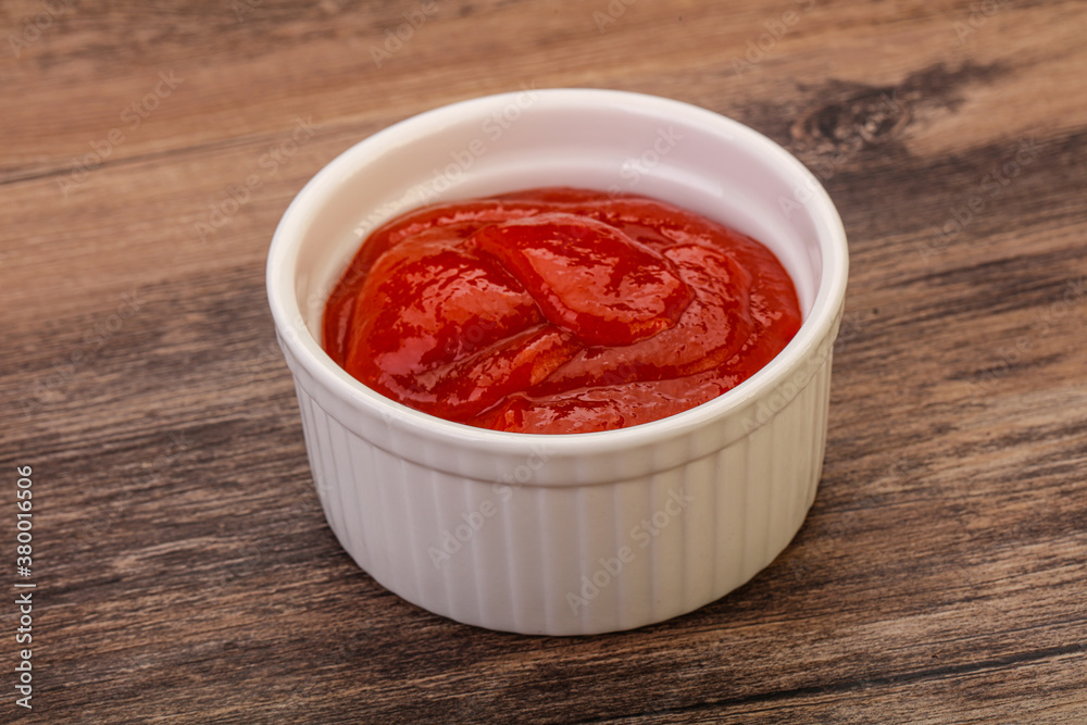 Mexican hot chili sriracha sauce Mexican hot chili sriracha sauce