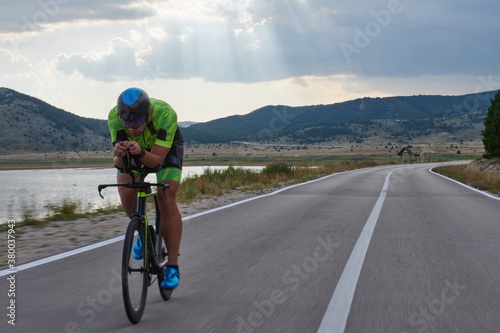 triathlon athlete riding bike