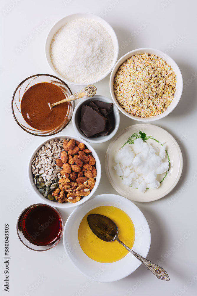 Healthy granola bars ingredients Healthy granola bars ingredients