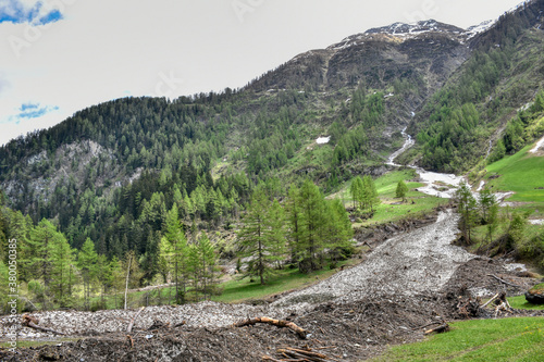 Umbalfälle, Virgental, Osttirol, Lawine, Schuttkegel, Schneekegel, Schutt, Schnee, Verwüstung, Gefahr, Hohe Tauern, Lasörling, Lasörlinggruppe, Panargenkamm, Hinterbichl, Alm, Islitzer Alm, Pebellalm, photo