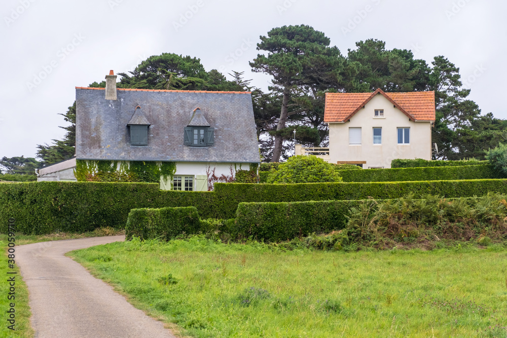 Obraz premium Landscape at picturesque Ile de Brehat island in Brittany, France