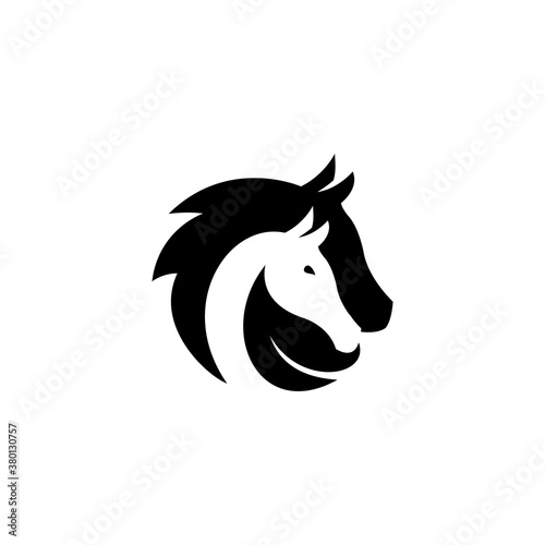 Fototapeta Naklejka Na Ścianę i Meble -  Illustration vector graphic template of horse negative space logo
