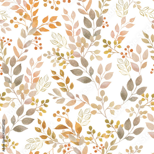 Watercolor seamless pattern with autumn  leaves. Can be used as wallpaper. 