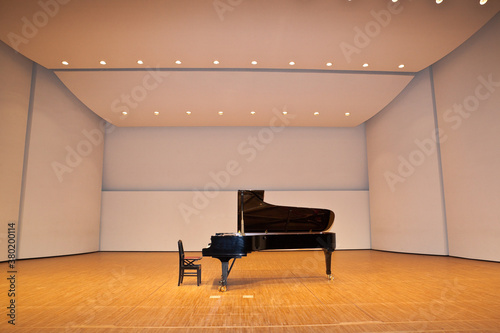 ピアノ演奏会場