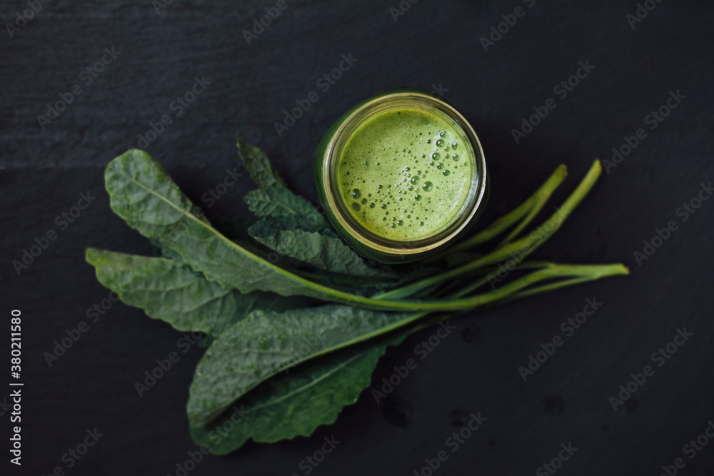 Fresh kale with kale juice Fresh kale with kale juice
