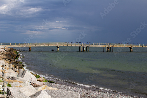 Sassnitz Hafen Meer Wolken Rügen Steeg Steine Strand photo