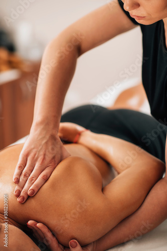 Relaxing Neck and Shoulder Massage