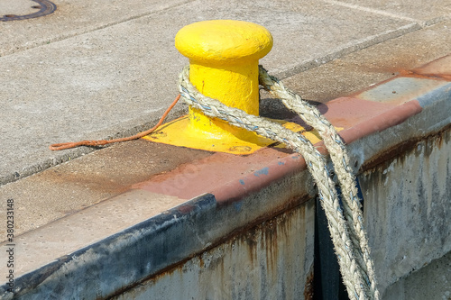 Canvas Print bollard and rope on the dock