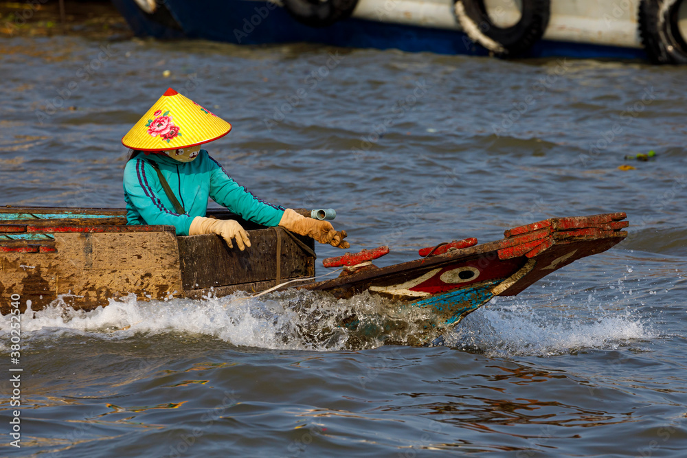 Φωτογραφία The floating market in the Mekong Delta in Vietnam