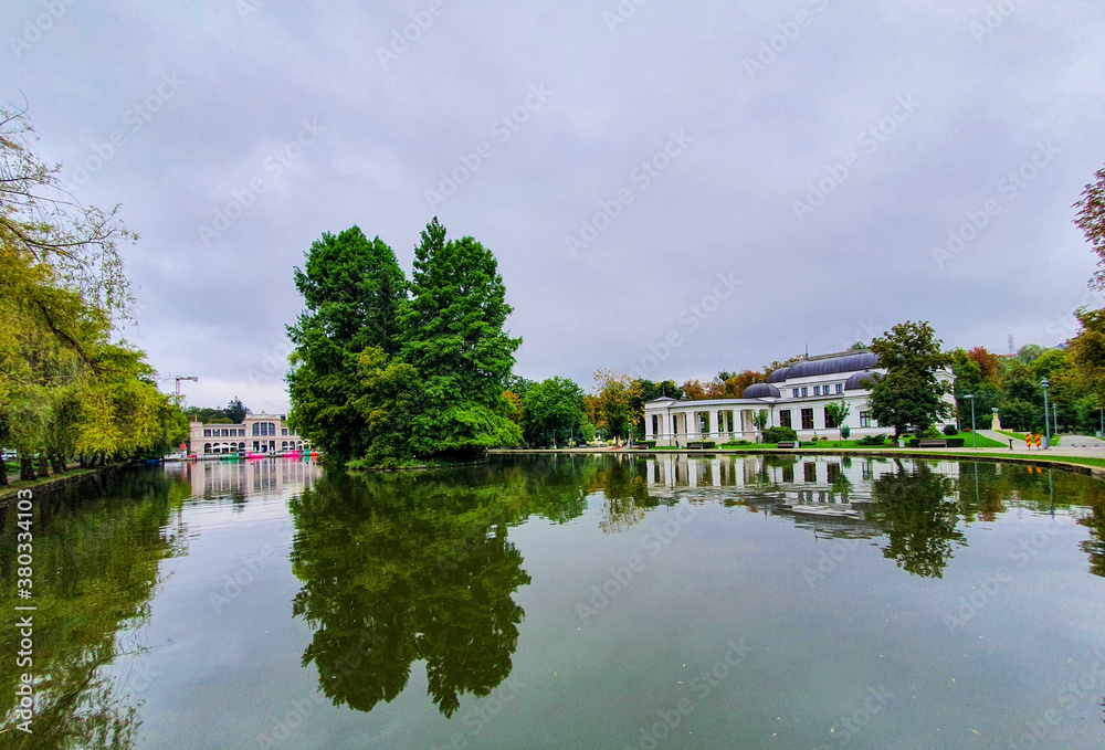 Fototapeta premium landscape in the central park of Cluj Napoca city - Romania 02.Sept.2020