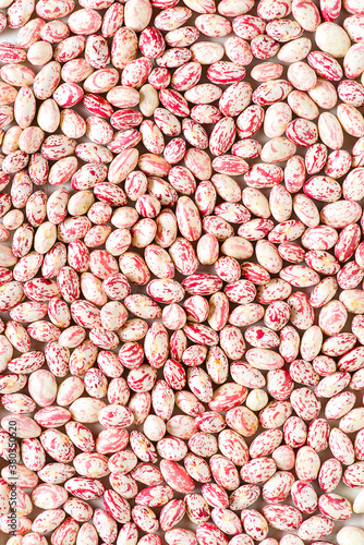 Texture of  Borlotti’ beans, vertical image.