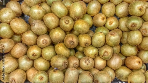 kiwi  frutos naturales