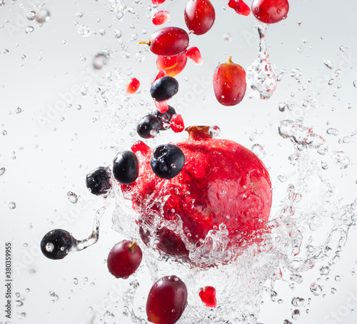 Droplets splashing on fruits