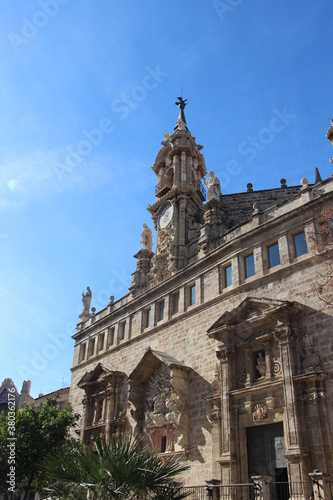 igreja, arquitectura, catedral, construção, religião, torre, cidade, marco, europa, velho, céu, gótico, viagem, monument, santo, católico, religioso, azul, buraco, turismo, histórico, medieval, espanh