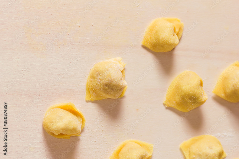 Pattern of tortellini Pattern of tortellini