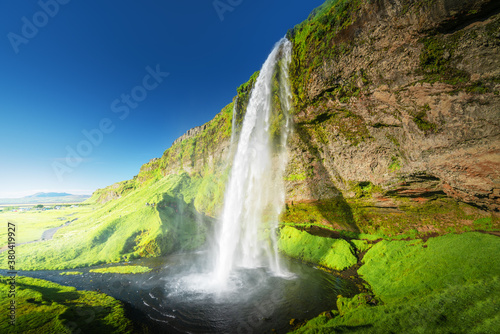 Fototapeta Naklejka Na Ścianę i Meble -  Seljalandfoss waterfall in summer time, Iceland