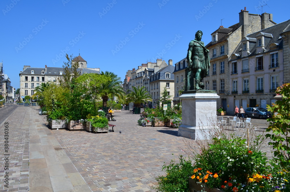 Φωτογραφία La Place Saint-Sauveur à Caen (Calvados - Normandie - France) Juin 2018