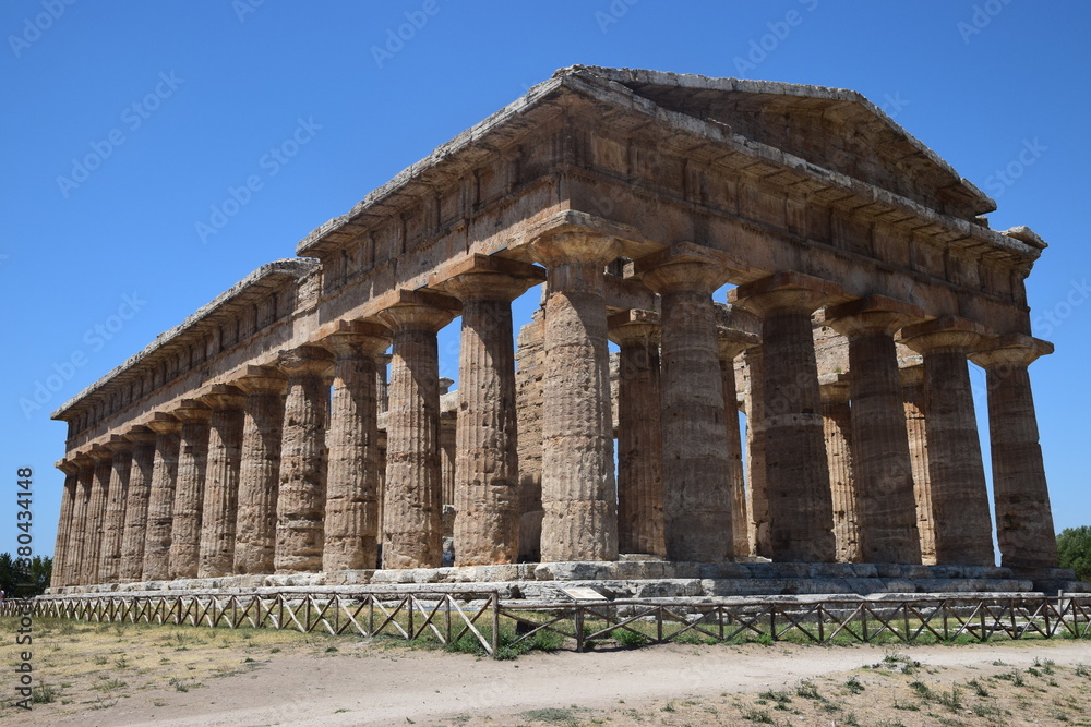 Paestum - Il tempio di Nettuno (Tempio di Poseidone)