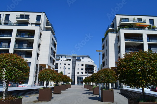 Fototapeta Naklejka Na Ścianę i Meble -  Quartier Gardin à Caen (Calvados - Normandie - France)