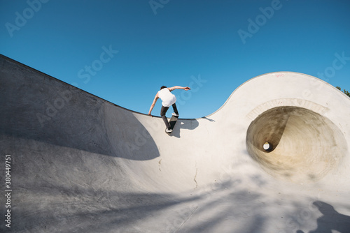 Pool Skatebording photo