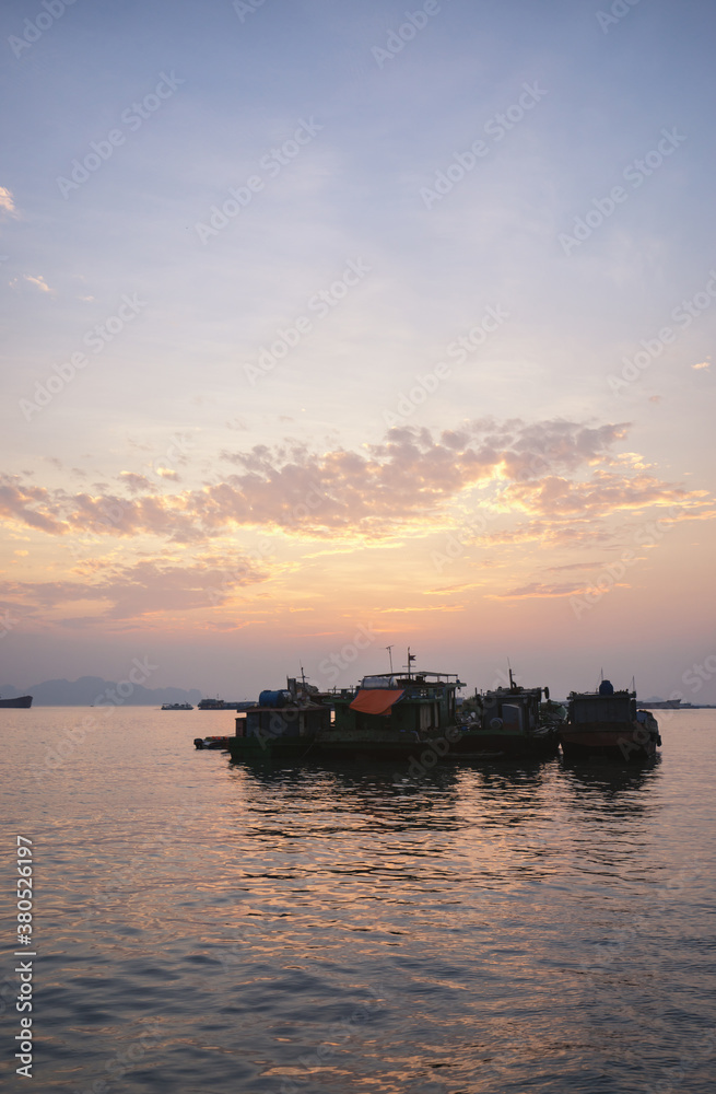Sea sunset, Vietnam, halong bay Sea sunset, Vietnam, halong bay