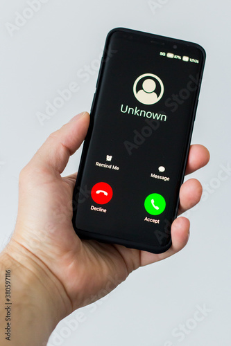 Wallpaper Mural Appel téléphonique Inconnu Torontodigital.ca