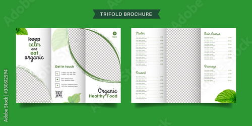 Organic food trifold brochure menu template. fast food menu brochure for restaurant with green color
