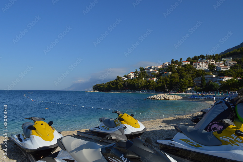 Fototapeta premium boat on the beach