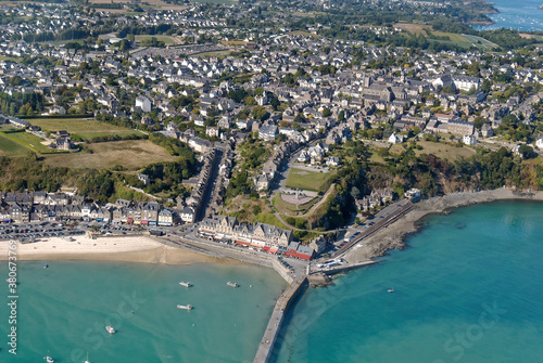 Vue aérienne de Cancale