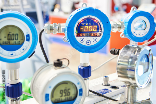 Tablou pe pânză Electronic digital pressure gauge for precision measurements