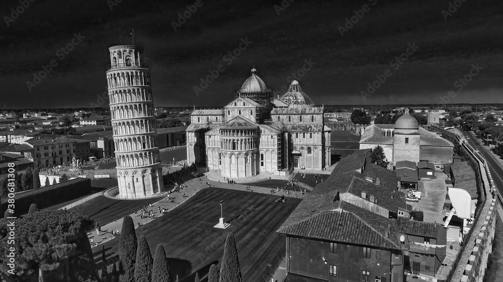 Obraz premium Black and white aerial view of Field of Miracles in Pisa, Tuscany. Drone viewpoint of famous Piazza dei Miracoli