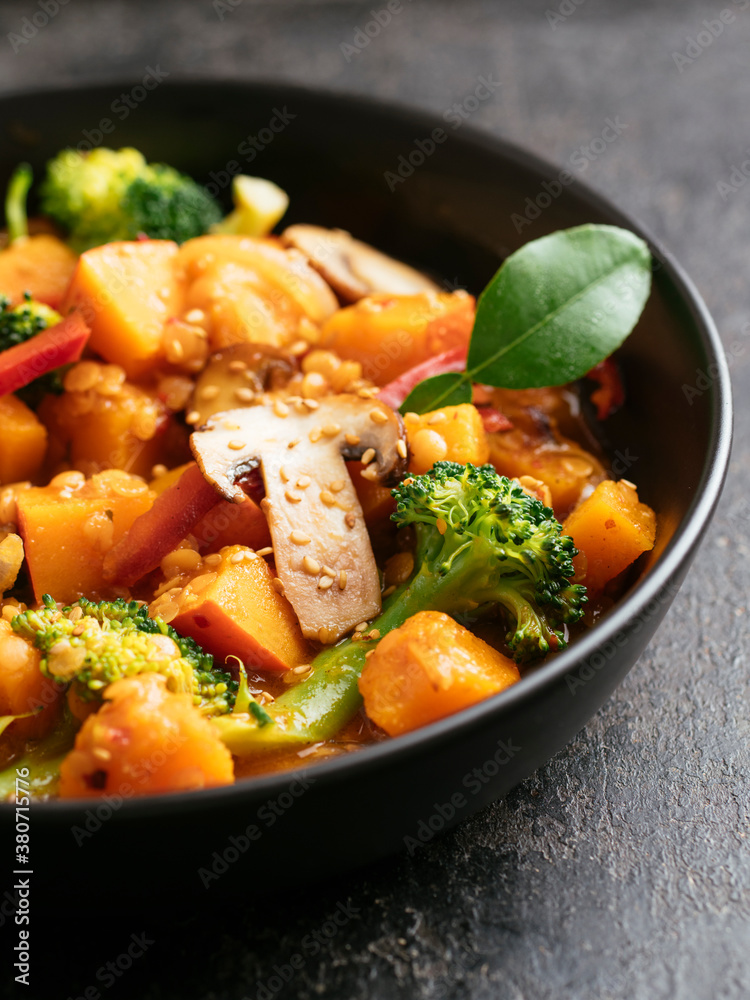 Thai Red Curry with Winter Squash, Broccoli and Mushrooms