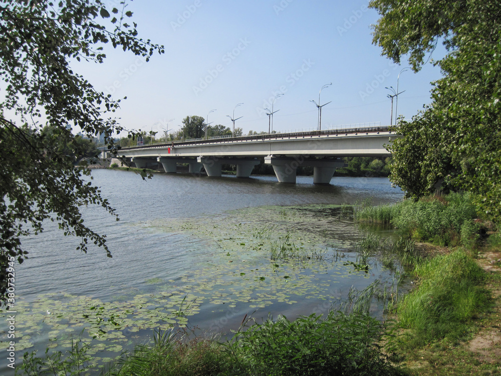 Fototapeta premium bridge over the river