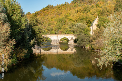 Alte Werrabrücke bei Creuzburg in Thüringen, Deutschland photo