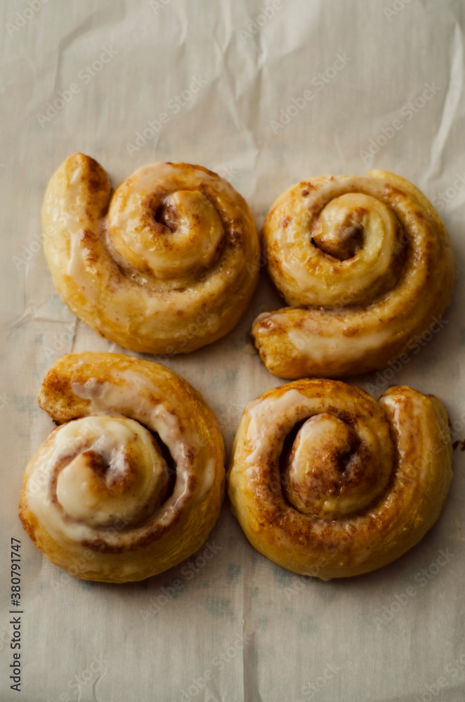 cinnamon rolls cinnamon rolls