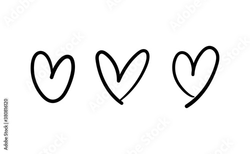 Hand drawn hearts, love icon symbols. Heart doodles. Hand drawn valentine's day design.