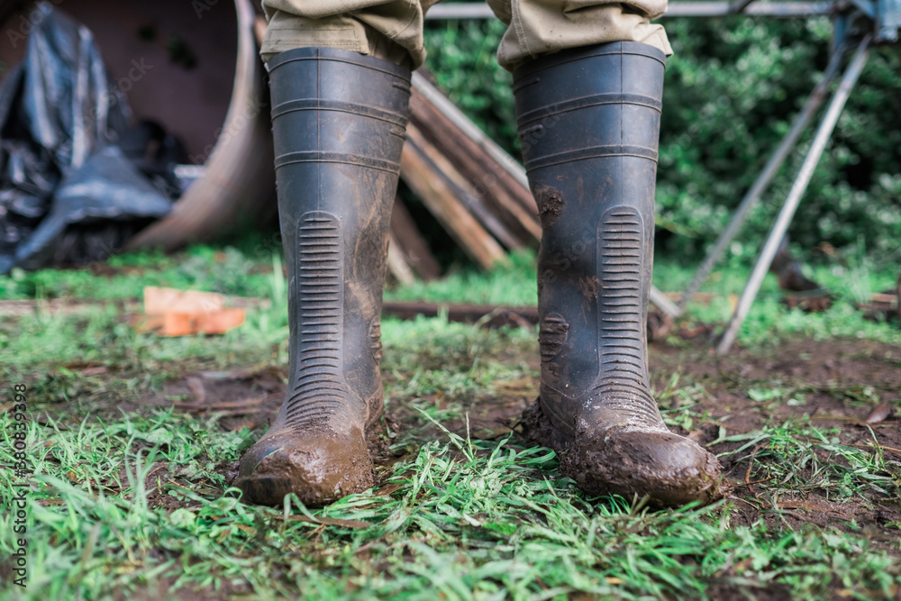 DIrty work boots DIrty work boots
