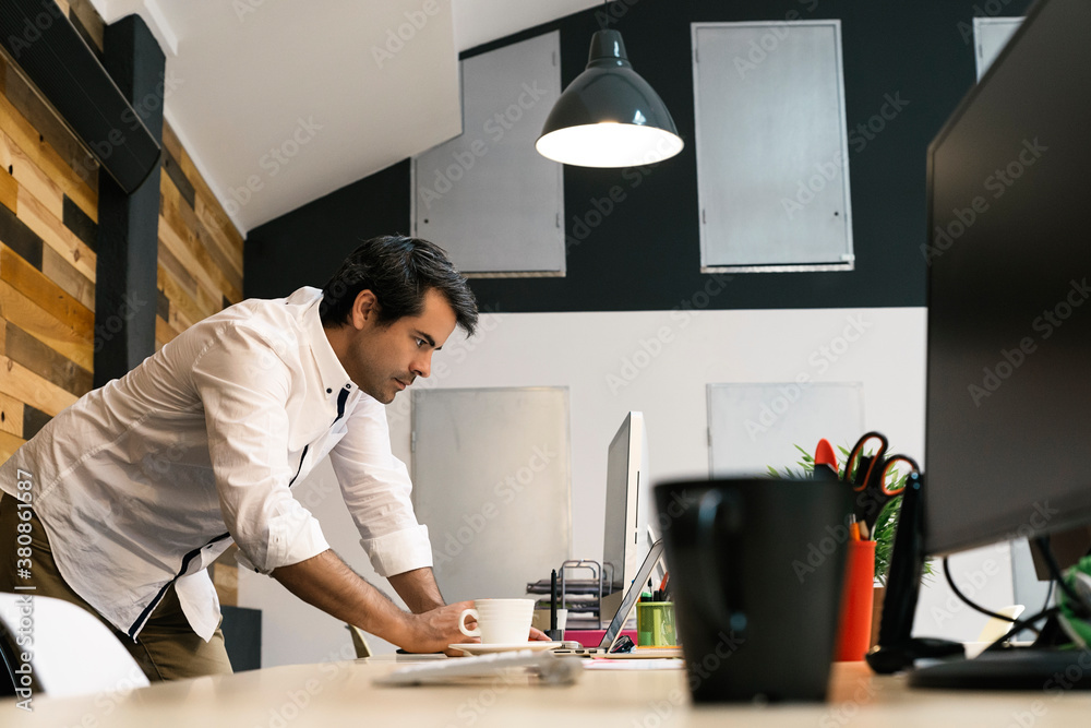 Coworking Office with Young Entrepreneurs Coworking Office with Young Entrepreneurs