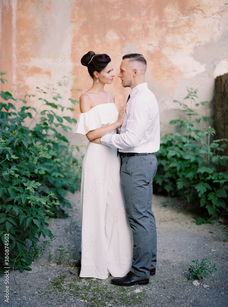 Bride and Groom Portrait Bride and Groom Portrait