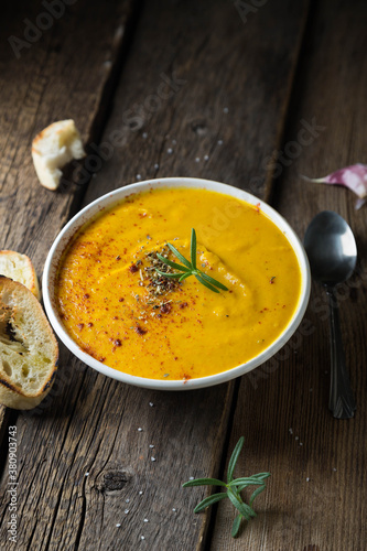 Hot pumpkin soup with croutons
