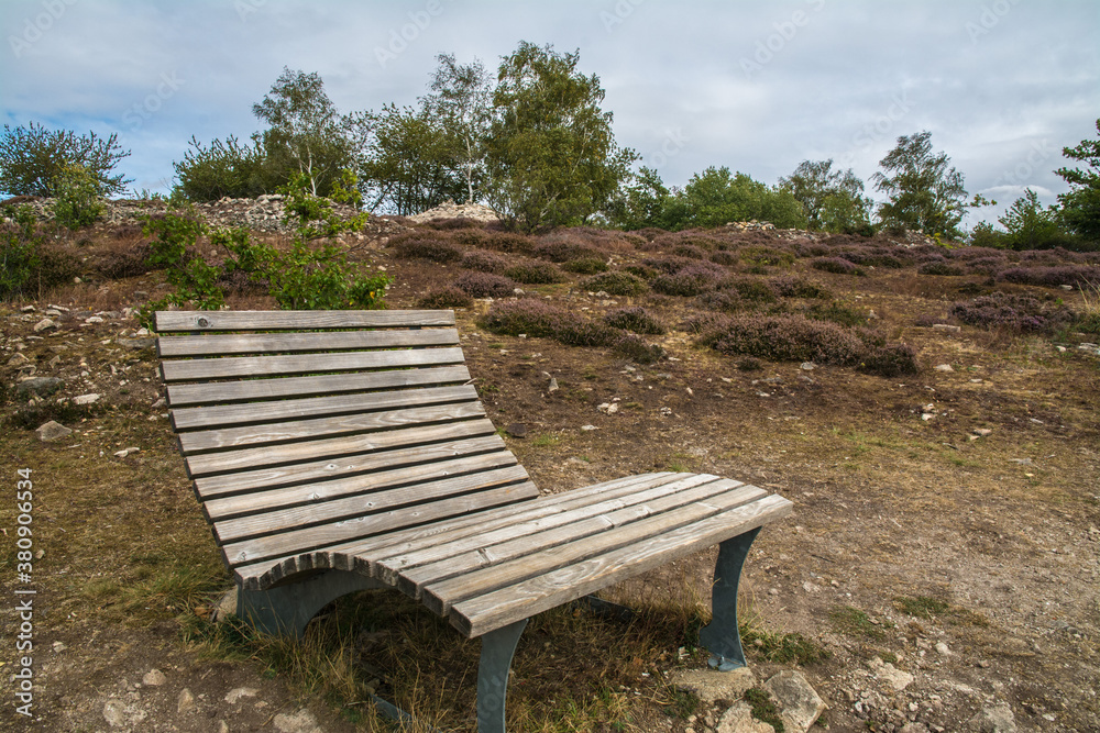 heidelandschaft auf der Hiwweltour heideblick